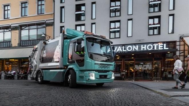 Volvo Trucks pone en la calle sus primeros camiones eléctricos 